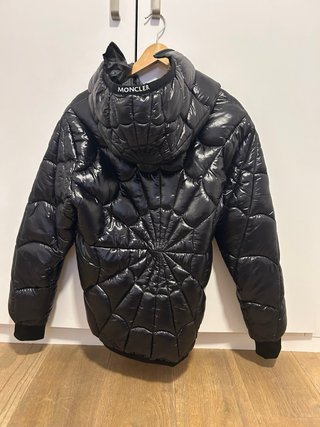 Chaqueta Moncler x Spiderman Negra Talla S