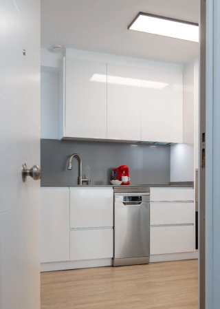 ALQUILER APARTAMENTO A 30 METROS PLAYA SILGAR