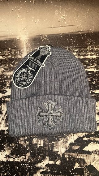 Gorro Chrome Hearts Gris
