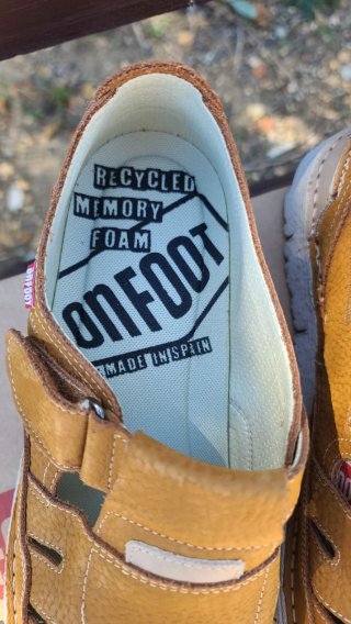 Sandalias de piel marrón para hombre