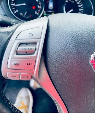 Nissan Pulsar 2015