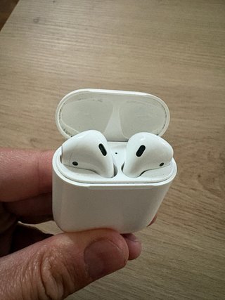 Estuche Carga AirPods 2 + Auriculares