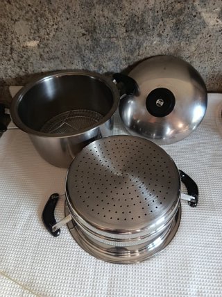 Olla AMC 6.5L + Vaporera + Colador