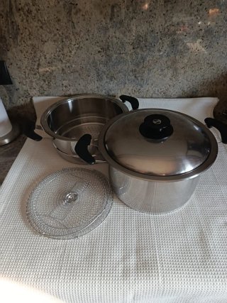 Olla AMC 6.5L + Vaporera + Colador