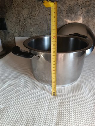 Olla AMC 6.5L + Vaporera + Colador