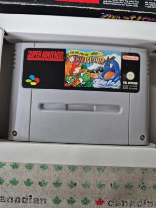 Super Mario World 2: Yoshi's Island SNES