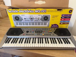 Teclado Electrónico MQ-001 con Micrófono