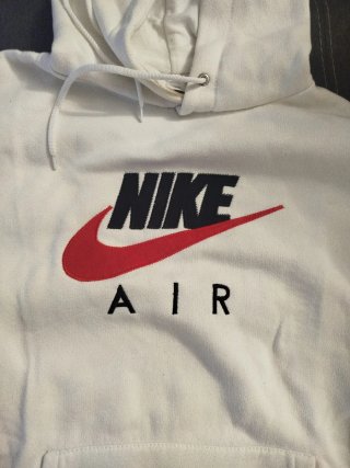 Sudadera Nike Blanca Cómoda y Calentita