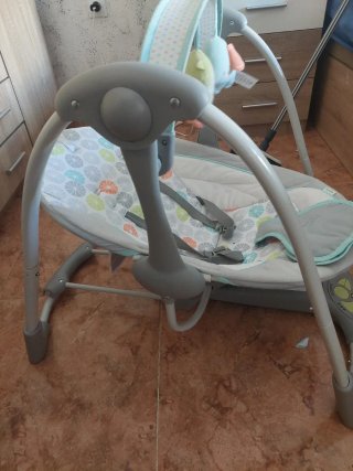 Hamaca mecedora acolchada para bebé