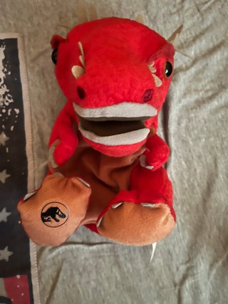 3 Peluches Marioneta Jurassic World 2018