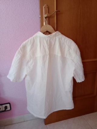 Camisa Pull&Bear blanca manga corta Talla M. Lino