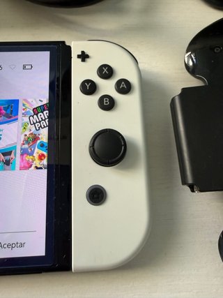 Nintendo Switch OLED Bianca