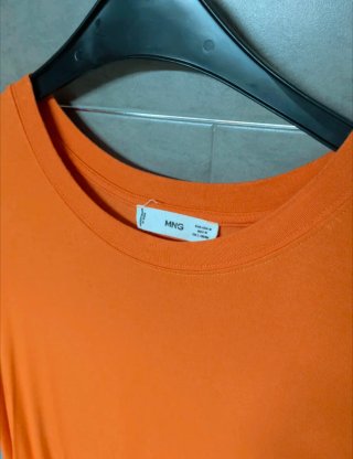 Camiseta naranja Mango Talla m