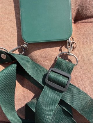 Funda iPhone 12 con correa