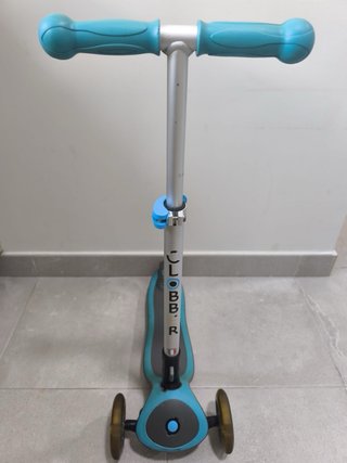 Patinete Globber Expert con luces