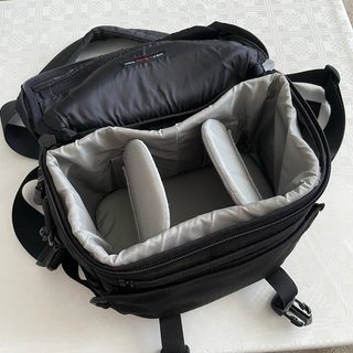 Funda cámara Lowepro negra