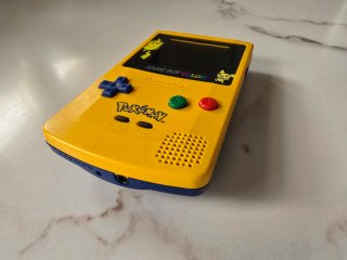Consola Game Boy Color Edición Pikachu