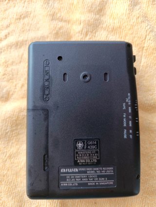 Walkman Aiwa HS-JS215 Cassette Recorder