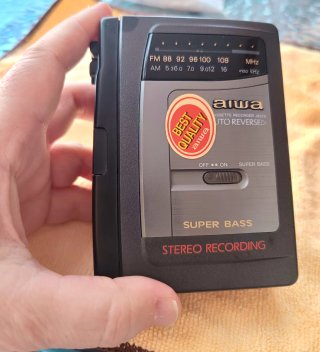 Walkman Aiwa HS-JS215 Cassette Recorder