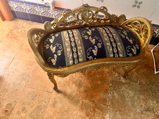 Sillón antiguo madera y tela