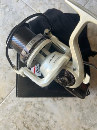 Carrete de pesca TEKLON