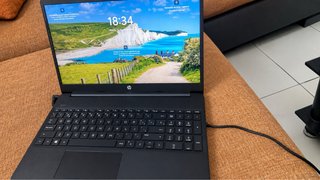 Portátil HP Negro Poco Uso