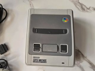 Consola Super Nintendo + 2 mandos + Super Mario