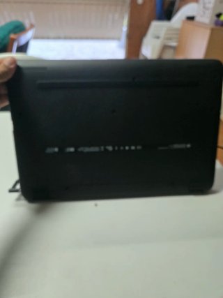 Portátil HP i5 Rojo