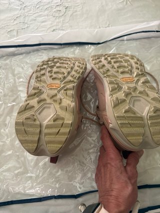 Zapatillas Hoka Kaha Talla 41.5