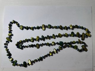 Collana donna con perle verdi