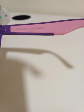 Gafas de sol infantiles moradas y rosas
