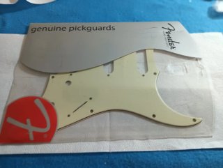 Golpeador Fender Stratocaster Menta