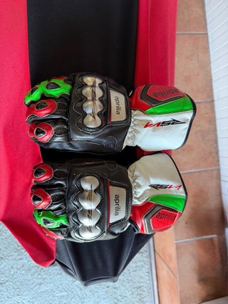 Aprilia RSV4