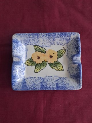 Cenicero Vintage de Cerámica con Motivos Florales