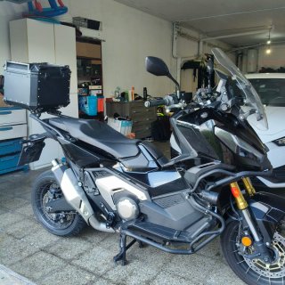 Honda X-ADV 750 2021 Negra
