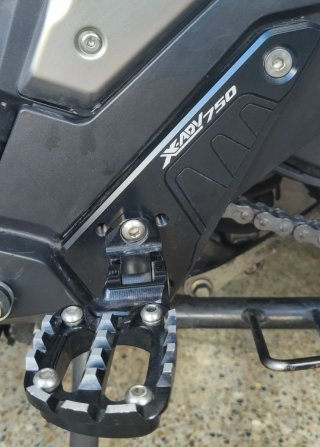 Honda X-ADV 750 2021 Negra