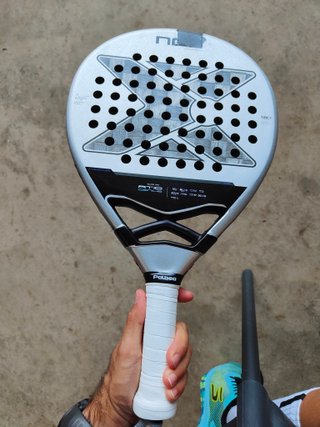 Nox AT10 Genius 18K Alum Pala de pádel Reparada