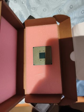 Procesador AMD Ryzen 7 5700G 4.6GHz con ventilador