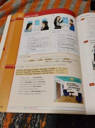 Essential Grammar in Use with Answers and Inter...
