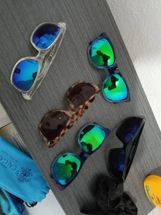 Gafas de Sol varias UV400.2€ unidad