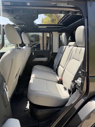 Jeep Wrangler 2021