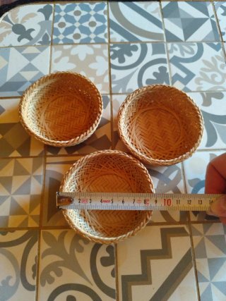 Confezione da 3 mini cestini in bambù naturale
