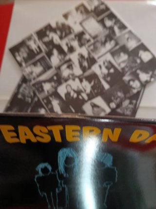 2LP RAMONES ALIA Punk The Eastern Dark