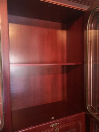 Mueble bar vitrina clásico con cajones