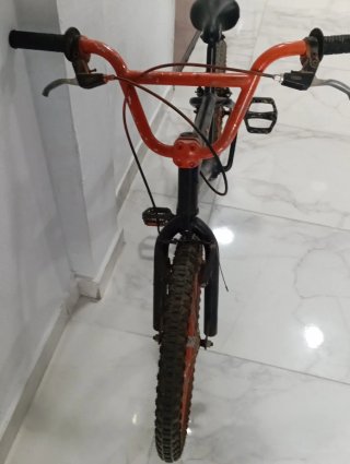 Bicicleta BMX Negra