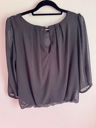 Blusa negra fluida plumeti manga 3/4