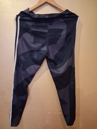 Mallas Adidas con rayas laterales