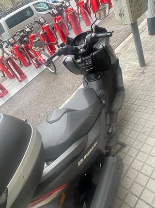 Suzuki Burgman 400 2024 Maxi-Scooter