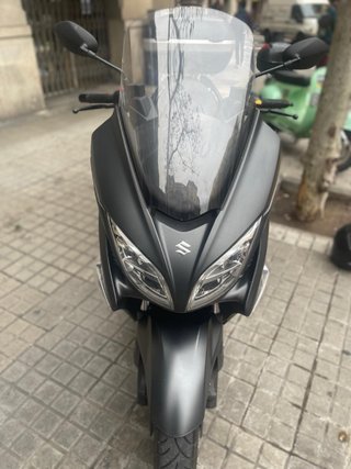 Suzuki Burgman 400 2024 Maxi-Scooter