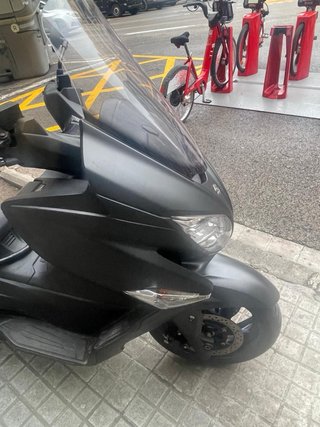 Suzuki Burgman 400 2024 Maxi-Scooter